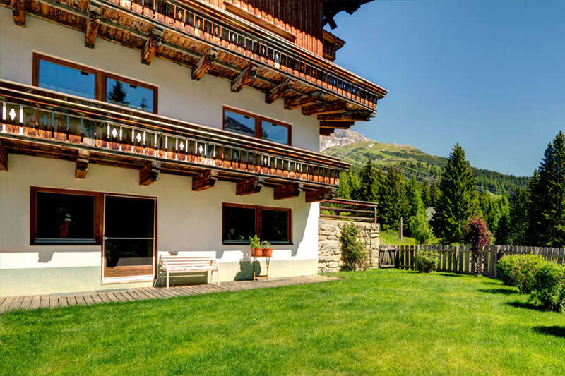 Aussenansicht vom Garten im Haus Sattelkopf